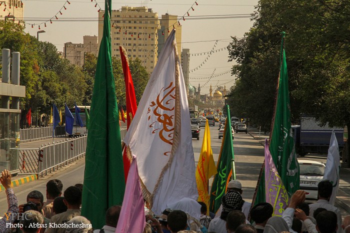 کاروان پیادهروی "بهشت تا بهشت"در مشهد کاروان پیادهروی "بهشت تا بهشت"در مشهد