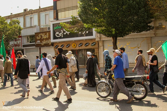 کاروان پیادهروی "بهشت تا بهشت"در مشهد کاروان پیادهروی "بهشت تا بهشت"در مشهد