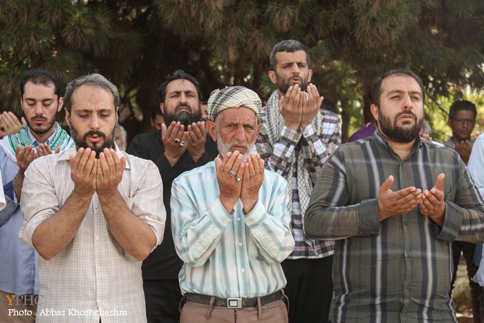 کاروان پیادهروی "بهشت تا بهشت"در مشهد کاروان پیادهروی "بهشت تا بهشت"در مشهد