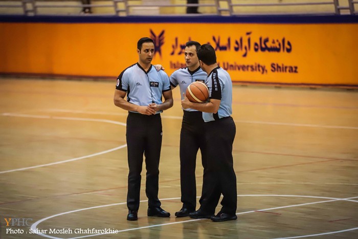 دیدار تیمهای بسکتبال لیموندیس شیراز _ رعد پدافند تهران دیدار تیمهای بسکتبال لیموندیس شیراز _ رعد پدافند تهران