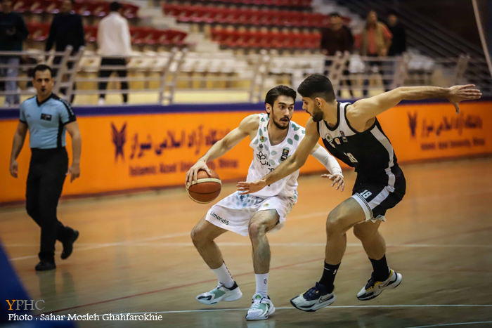 دیدار تیمهای بسکتبال لیموندیس شیراز _ رعد پدافند تهران دیدار تیمهای بسکتبال لیموندیس شیراز _ رعد پدافند تهران