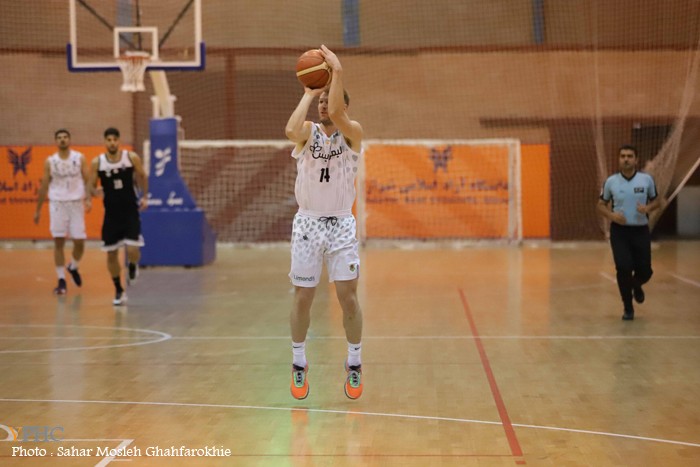 دیدار تیمهای بسکتبال لیموندیس شیراز _ رعد پدافند تهران دیدار تیمهای بسکتبال لیموندیس شیراز _ رعد پدافند تهران