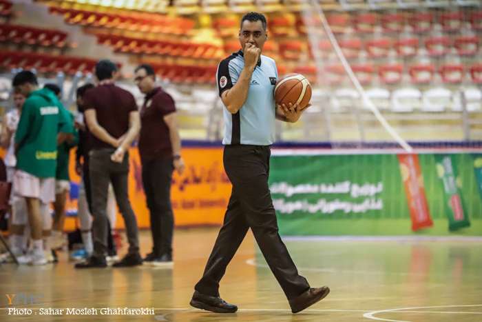 دیدار تیم های بسکتبال لیموندیس شیراز و طبیعت تهران دیدار تیم های بسکتبال لیموندیس شیراز و طبیعت تهران