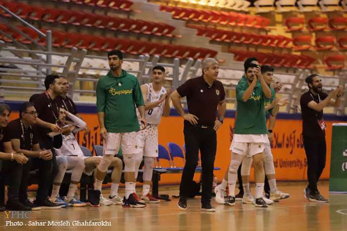 دیدار تیم های بسکتبال لیموندیس شیراز و طبیعت تهران دیدار تیم های بسکتبال لیموندیس شیراز و طبیعت تهران