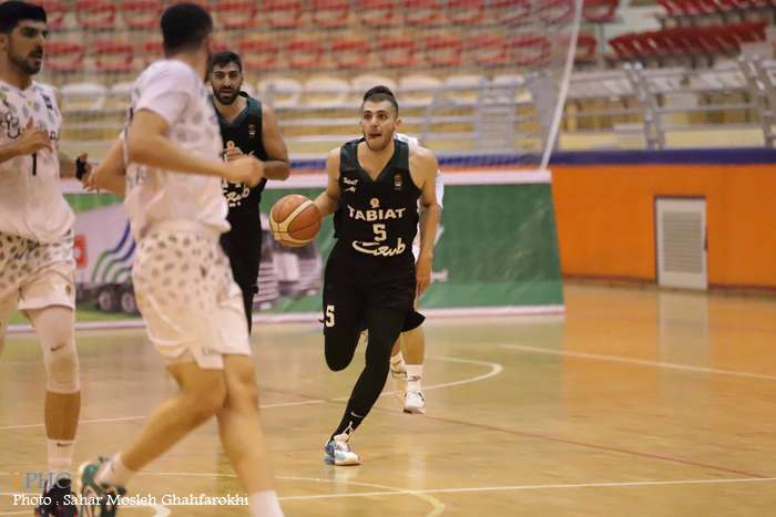 دیدار تیم های بسکتبال لیموندیس شیراز و طبیعت تهران دیدار تیم های بسکتبال لیموندیس شیراز و طبیعت تهران