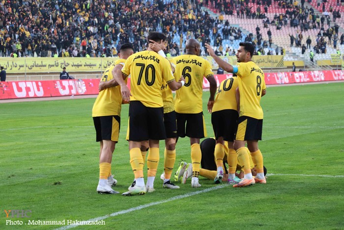 دیدار تیمهای فوتبال سپاهان اصفهان و مس رفسنجان دیدار تیمهای فوتبال سپاهان اصفهان و مس رفسنجان