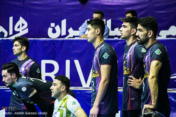 دیدار تیم های والیبال سایپا تهران _ شهرداری گنبد لیگ برتر _ دیدار تیم های والیبال سایپا تهران _ شهرداری گنبد