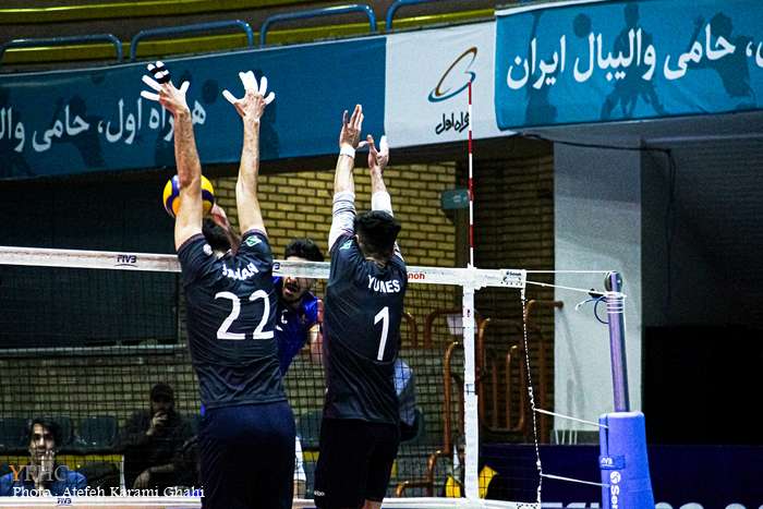 دیدار تیم های والیبال سایپا تهران _ شهرداری گنبد لیگ برتر _ دیدار تیم های والیبال سایپا تهران _ شهرداری گنبد