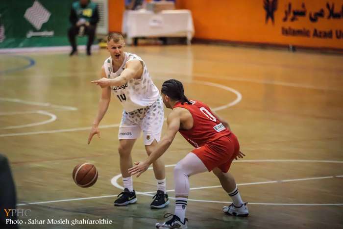 دیدار تیم های بسکتبال لیموندیس شیراز _ آورتا ساری دیدار تیم های بسکتبال لیموندیس شیراز _ آورتا ساری