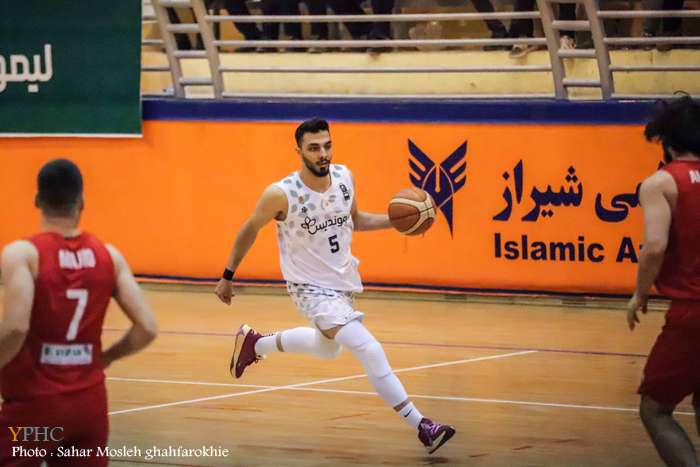 دیدار تیم های بسکتبال لیموندیس شیراز _ آورتا ساری دیدار تیم های بسکتبال لیموندیس شیراز _ آورتا ساری