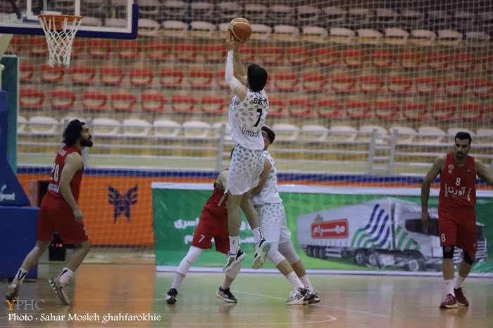 دیدار تیم های بسکتبال لیموندیس شیراز _ آورتا ساری دیدار تیم های بسکتبال لیموندیس شیراز _ آورتا ساری