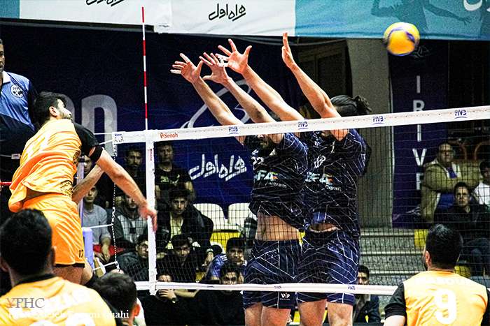 دیدار تیم های والیبال شهداب یزد و ایفاسرام اردکان دیدار تیم های والیبال شهداب یزد و ایفاسرام اردکان