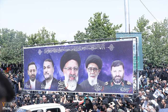 اقامه نماز و تشییع پیکر شهدای خدمت