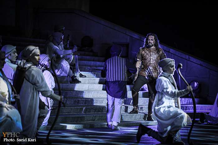 کنسرت نمایش سی‌صد در کاخ سعد آباد