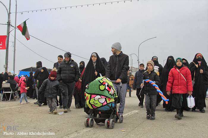 حال و هوای مسجد جمکران در شب نیمهشعبان حال و هوای مسجد جمکران در شب نیمهشعبان