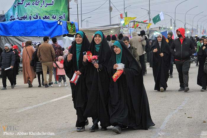 حال و هوای مسجد جمکران در شب نیمهشعبان حال و هوای مسجد جمکران در شب نیمهشعبان