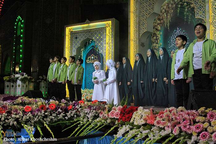 حال و هوای مسجد جمکران در شب نیمهشعبان حال و هوای مسجد جمکران در شب نیمهشعبان