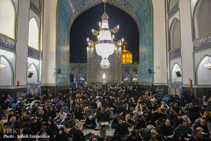 احیای شب نوزدهم رمضان - حرم امام رضا (ع)