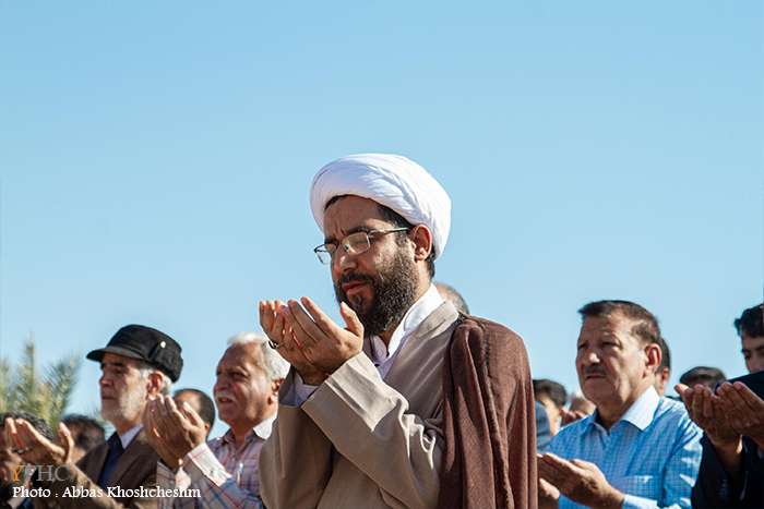 اقامه نماز عید سعید فطر در شهرستان میان آباد