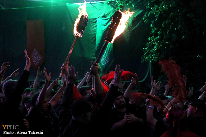 مراسم خیمه سوزان ظهر عاشورا حسینی (ع)