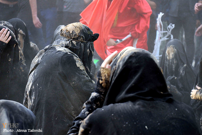 مراسم خیمه سوزان ظهر عاشورا حسینی (ع)