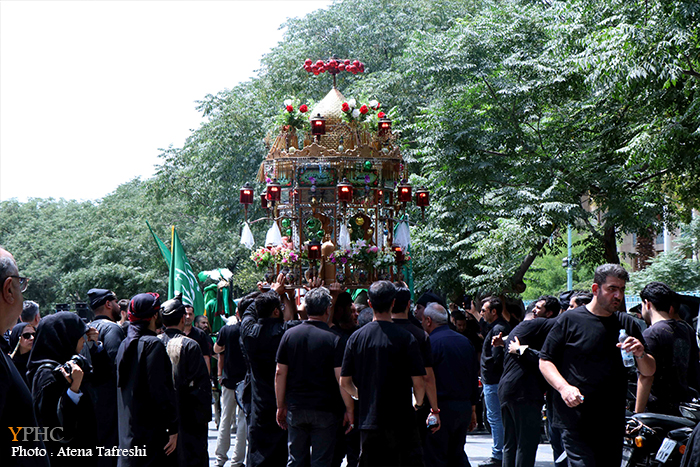 عزاداری تاسوعای حسینی در بازار بزرگ تهران