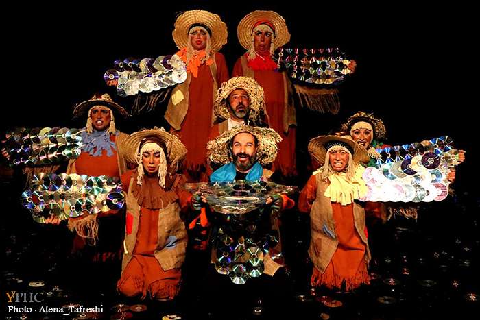 نمایش مترس ها در پردیس تئاتر شهرزاد