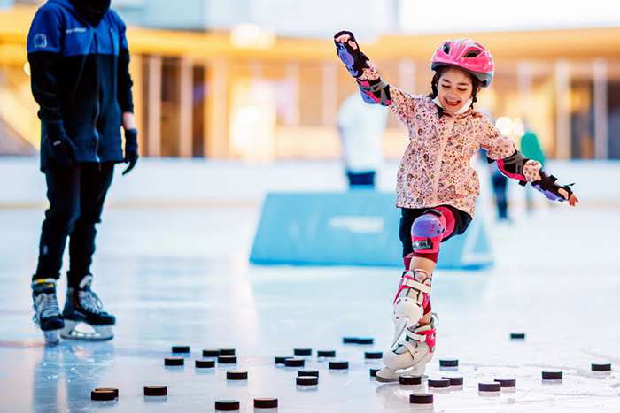 تور تجربه عکاسی از "هاکی روی یخ" تور تجربه عکاسی اسکیت روی یخ