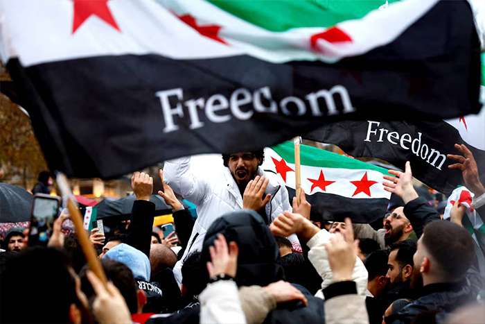 سوری‌ها در سراسر جهان سقوط بشار اسد را جشن گرفتند.