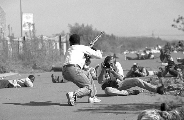 عکاسی مقاومت؛ روایت بصری از جهاد، ایثار و پایداری