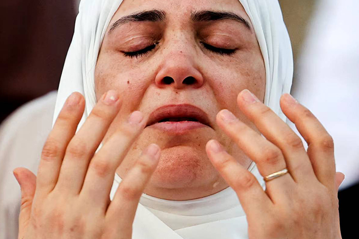 طواف دل‌ها در سرزمین وحی