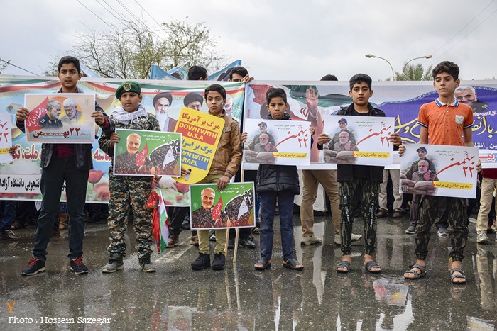 راهپیمایی ۲۲ بهمن در شهرستان کهنوج راهپیمایی ۲۲ بهمن در شهرستان کهنوج