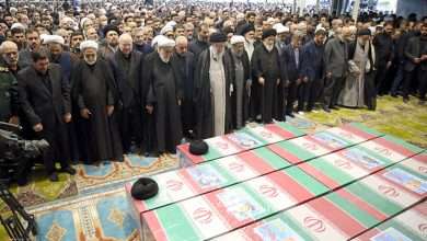 اقامه نماز و تشییع پیکر شهدای خدمت اقامه نماز و تشییع پیکر شهدای خدمت