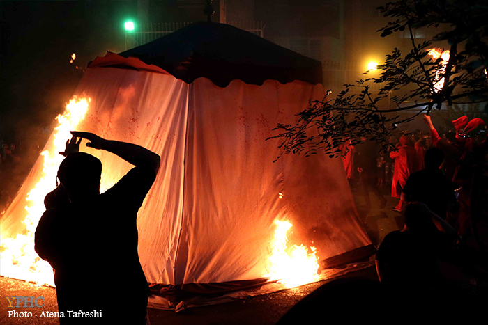 مراسم خیمه سوزان ظهر عاشورا حسینی (ع)