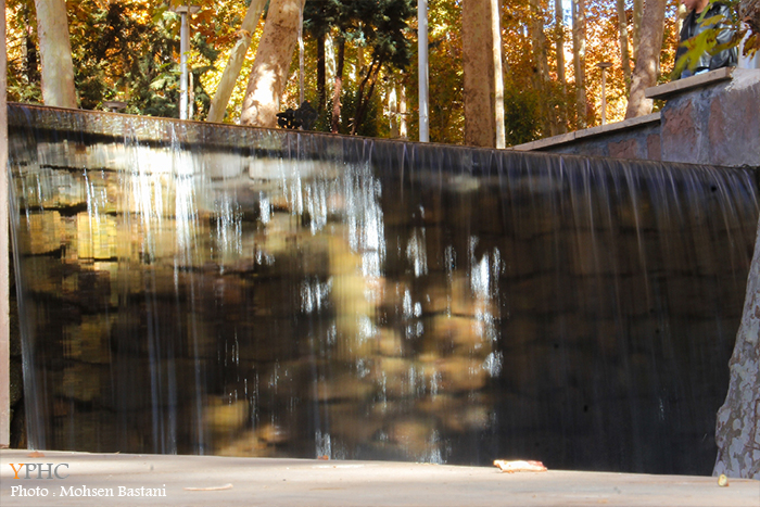 پاییز هزار رنگ در سرچشمه محلات شهر گل ها